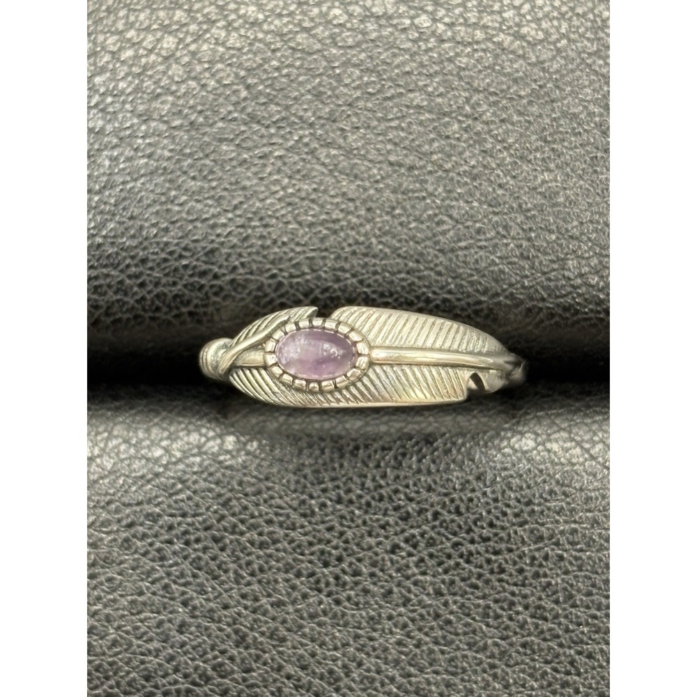 New Condition Sterling Silver Amethyst Feather Ring Size 7 E13